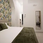 Cinere Rooms